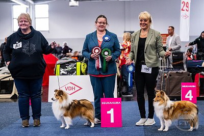 BOB (links) und BOS (rechts) auf der Agria Trophy Show in Doirtmund 2025
